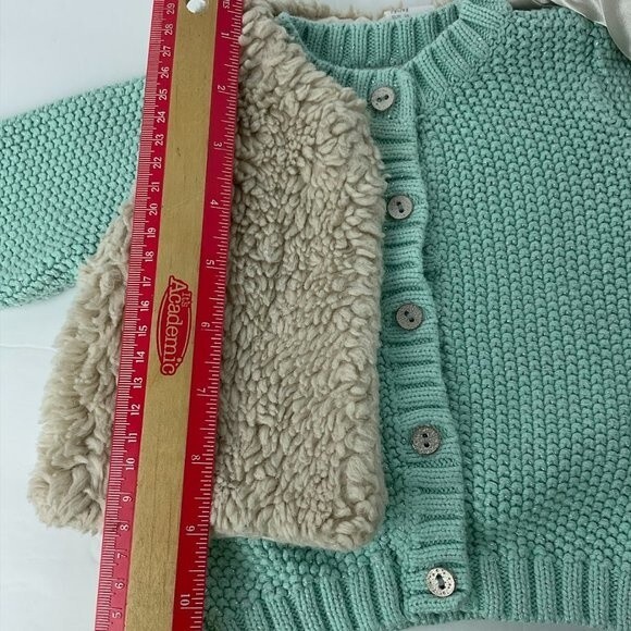 Carter’s Girls 9M 2 Piece Sweater H&M Sherpa Fleece Vest Set Baby Winter Outfit - Picture 14 of 16